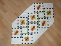 Tischläufer “Sommer” 49 cm x 101 cm, Verschnitttechnik frei nach einer Anleitung aus "Lena